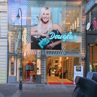 IMG 8633s 400x400 Douglas Cosmetics Partners For Architecture